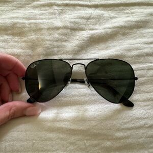 Women’s Small Polerized Aviator Raybans Sunglasses